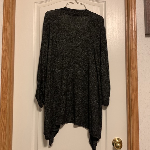 Black cardigan - Picture 2 of 4